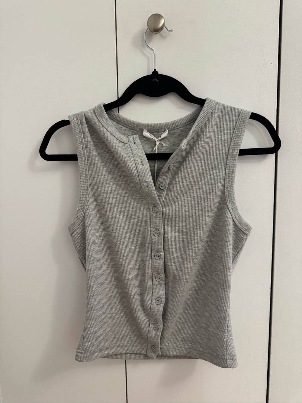Blair Buttoned Tank Top - Picture 3 of 5